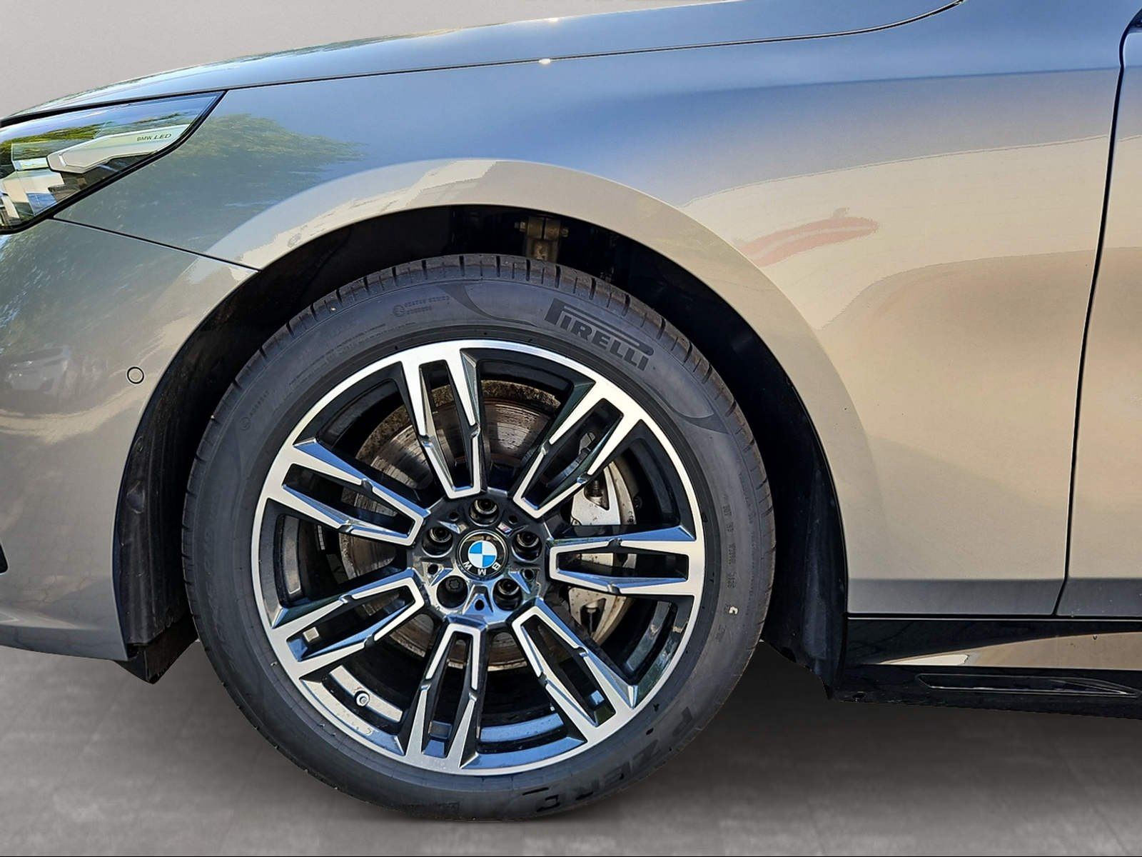 BMW i5 - Bild 12