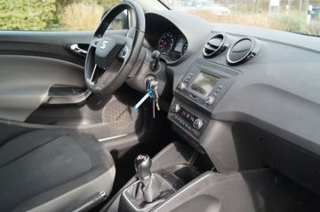 Seat Ibiza ST 1.2 TSI Style KLIMAAUTOMATIK-SHZG-PDC-