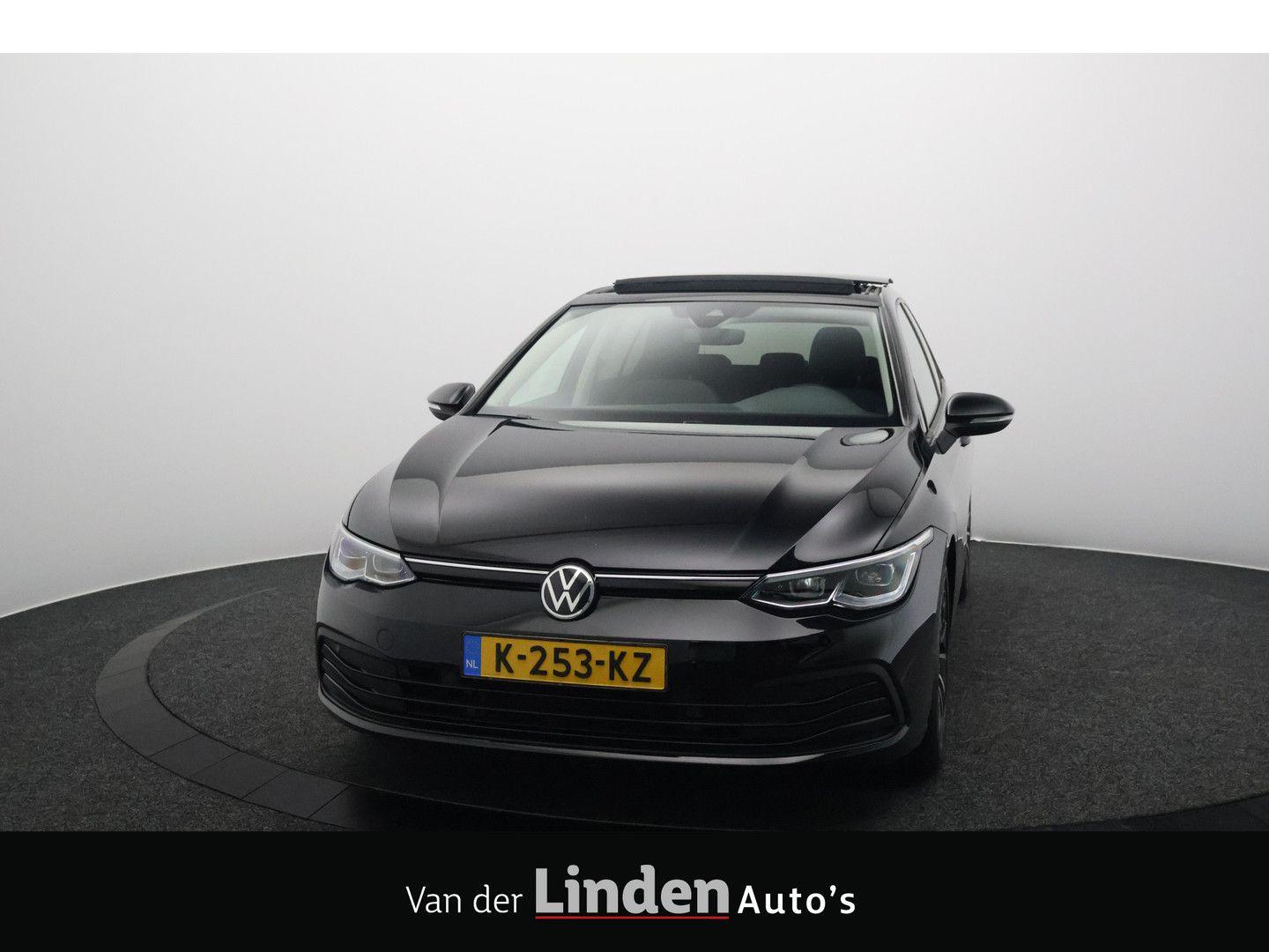Volkswagen Golf 1.5 TSI Life Business | panorama dach | Led