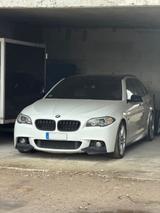 BMW 535d Xdrive F11 /Pano /Digital Tacho/ ... - BMW 535 in Duisburg