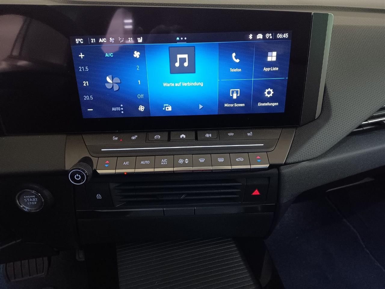 Fahrzeugabbildung Opel Astra L ST AT Hybrid// Navi, KlimaAT, Keyless, S