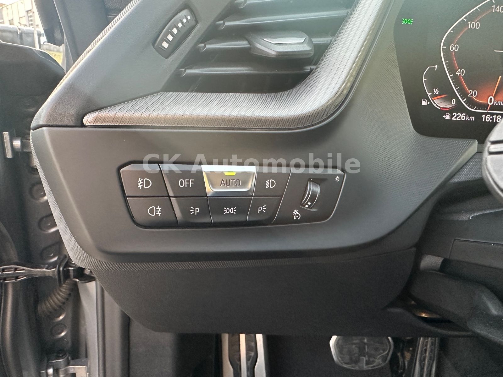 Fahrzeugabbildung BMW 218i Gran Coupé M-Sport/Shadow-LineNavi/LED