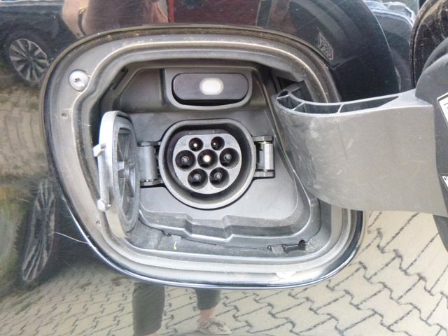 Fahrzeugabbildung Smart fortwo coupe electric drive / EQ >25.304 KM<