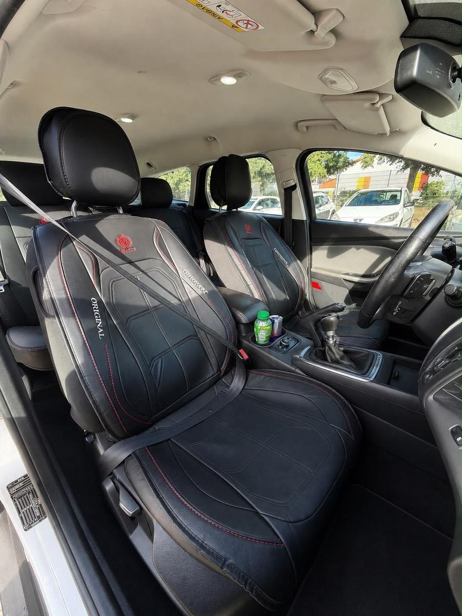 Ford Focus 2014 — photo 5