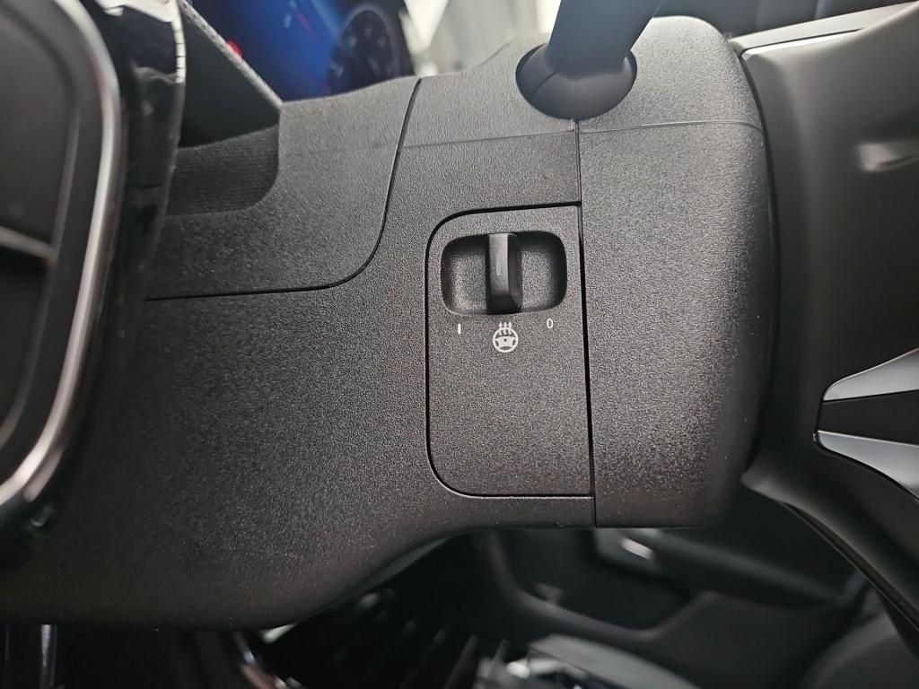 Fahrzeugabbildung Mercedes-Benz A 200 Limo ++SPECIAL-EDITION+AHK+KEYLESS+MULTI++
