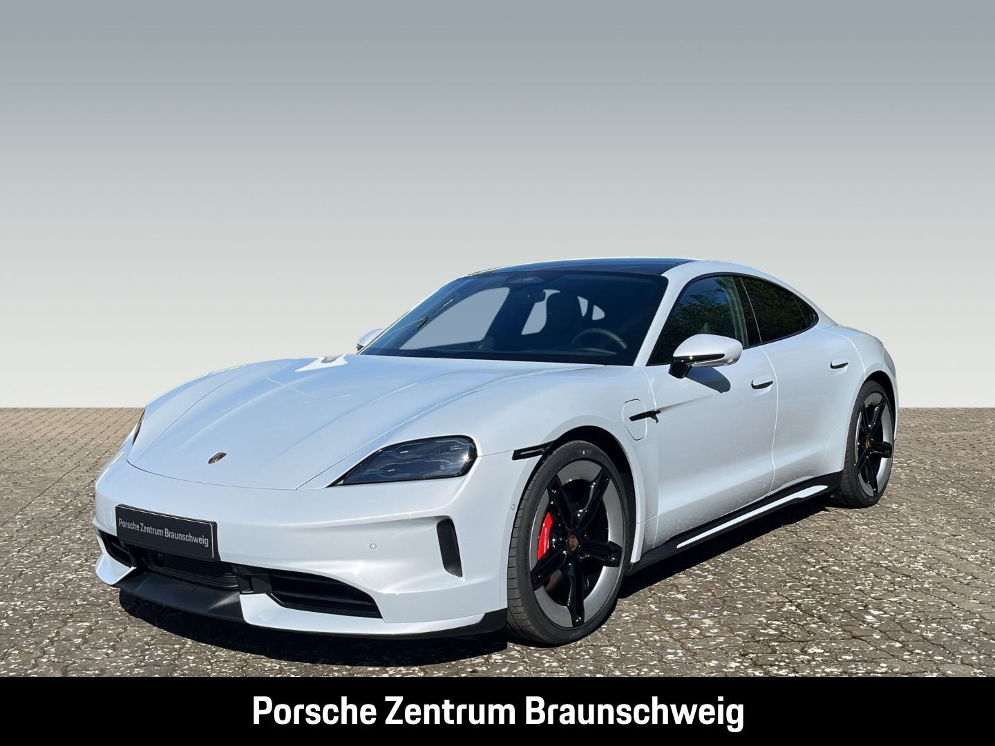 Porsche Taycan 4S Black Edition InnoDrive HA-Lenkung