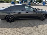 BMW 730d Navi HUD SoftCl SHZ HiFi ShadowLine KeyGo  - BMW 730 in Mannheim
