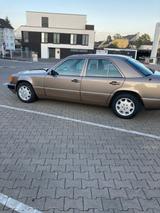 Mercedes-Benz Mercedes Benz 200 mit H-Gutachten - Mercedes-Benz 200 in Bonn