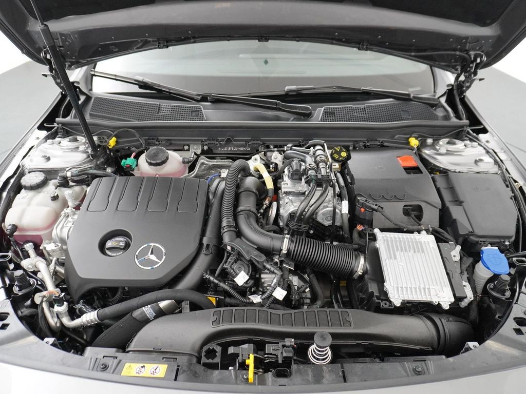 Mercedes-Benz CLA 250 Shooting Brake e Star Edition Luxury Lin