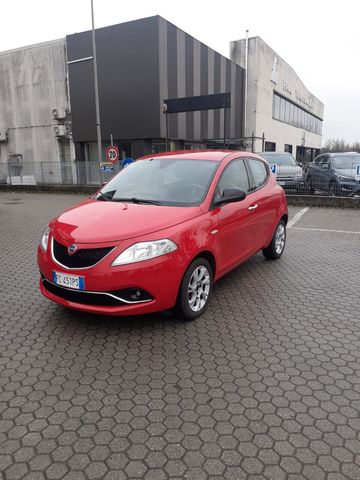 Lancia Ypsilon 1.2 69 CV 5 porte GPL Ecochic Gol