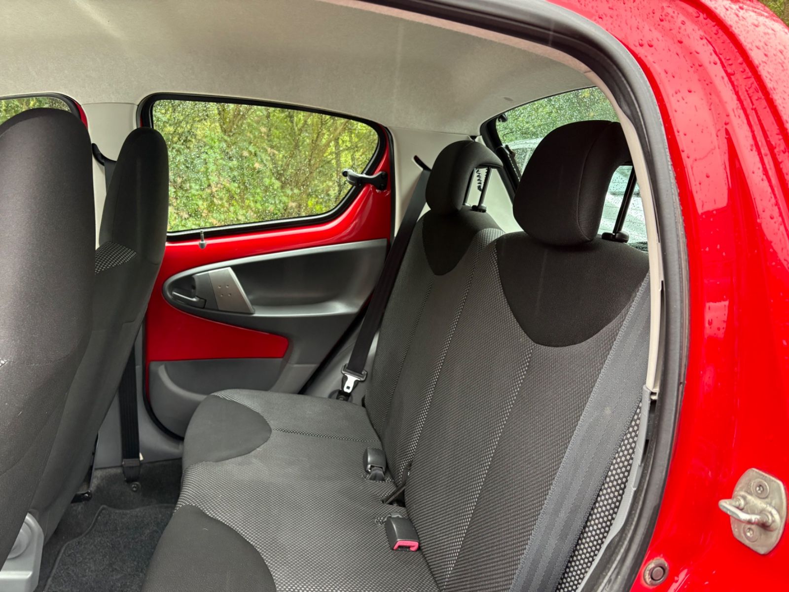 Fahrzeugabbildung Toyota Aygo AYGO * TÜV & Ölwechsel NEU *