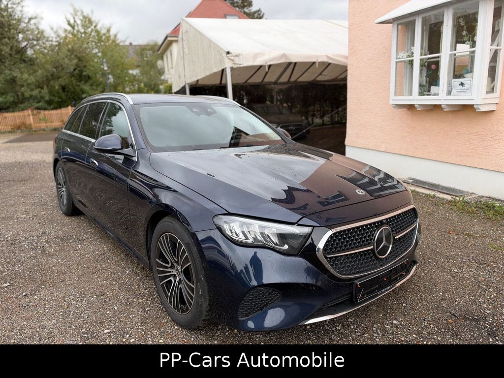 MERCEDES-BENZ E-Class 2025