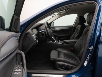Fahrzeugabbildung BMW 530d Luxury Line Kamera DAB HiFi Stop&Go Alarm