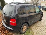 Volkswagen Touran 2.0 TDI 140 PS Trendline Klima Tempomat - Volkswagen Touran 140 ps mit Diesel-Antrieb