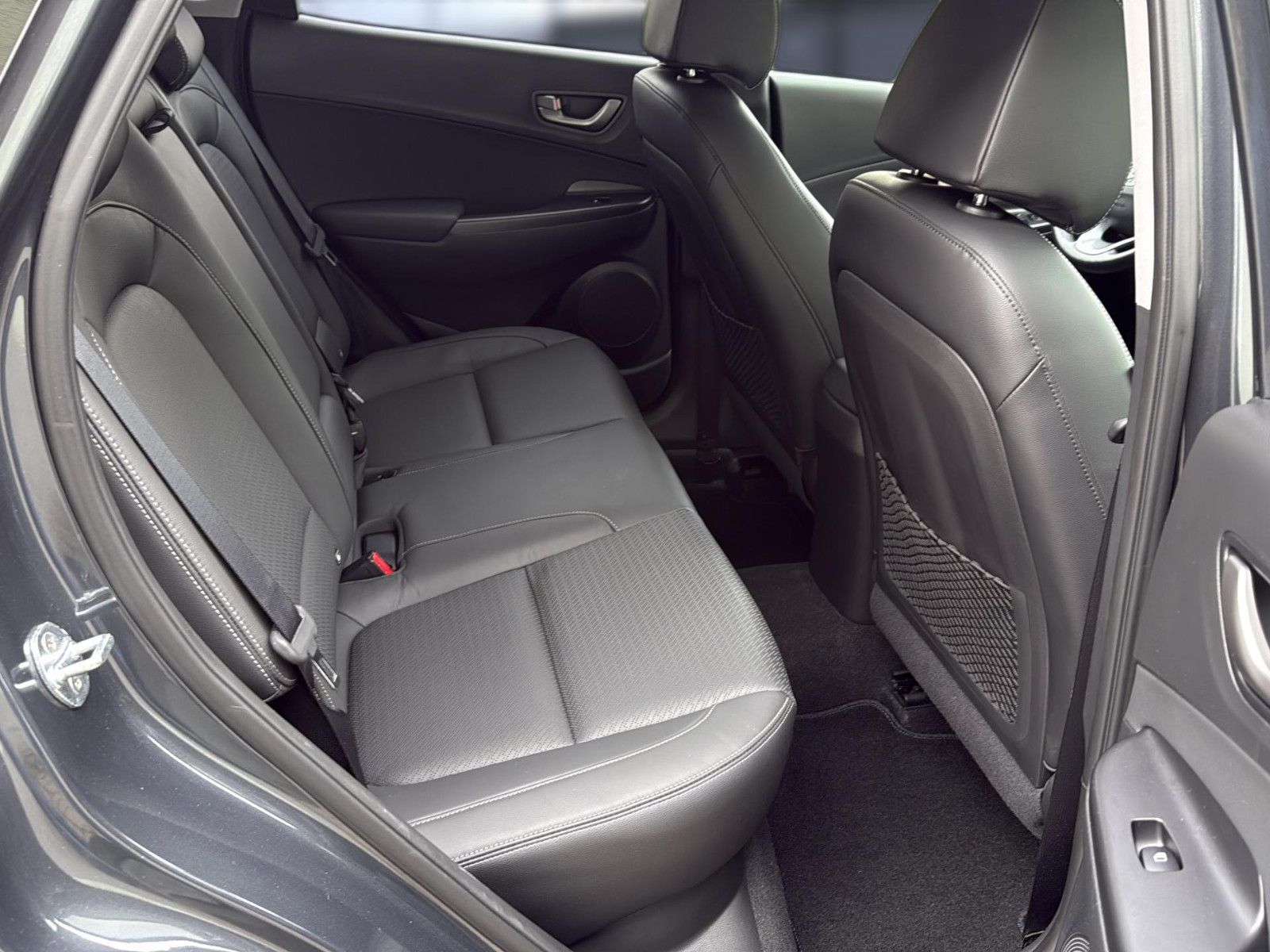 Fahrzeugabbildung Hyundai Kona Premium 4WD/ Leder/ unfallfrei