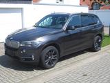 BMW X5 xDrive40d/PANO/HEAD-UP/VOLLAUSSTATTUNG - BMW X5 Gebrauchtwagen in Hannover