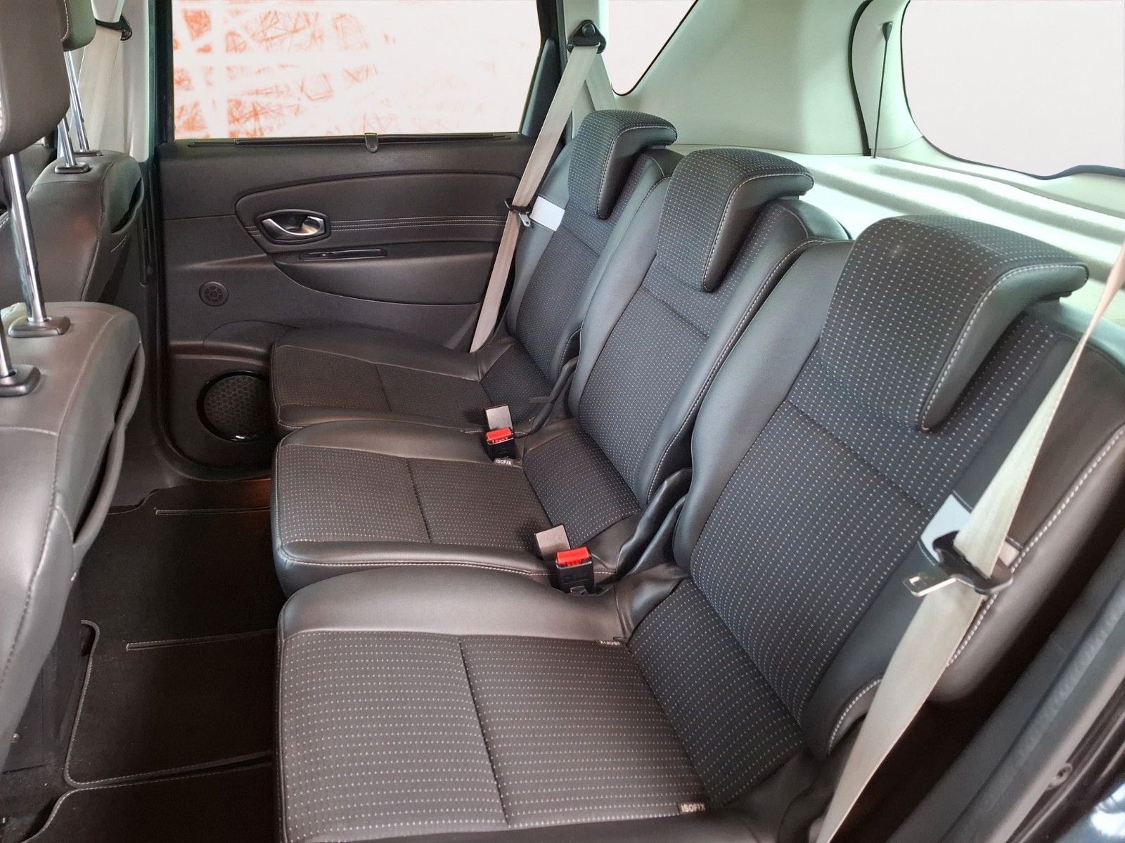 Fahrzeugabbildung Renault Scenic III BOSE Edition * 2. Hand * Navi * SZH *