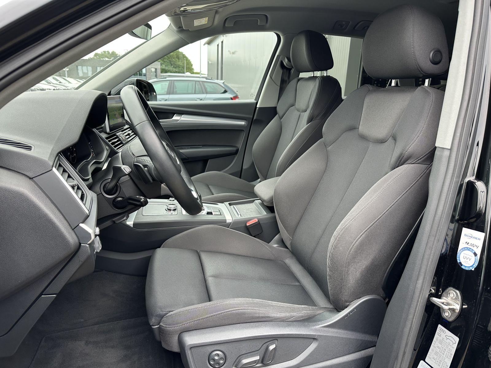 Fahrzeugabbildung Audi Q5 50 TFSI e Qu S-Line NAV+LED+AHK+ACC+KAM+VCOCK