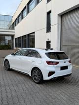 Kia Ceed 1.4 T-GDI GT Line/ 1. HAND/ VOLL/ PANORAMA - Kia cee'd / Ceed von privat