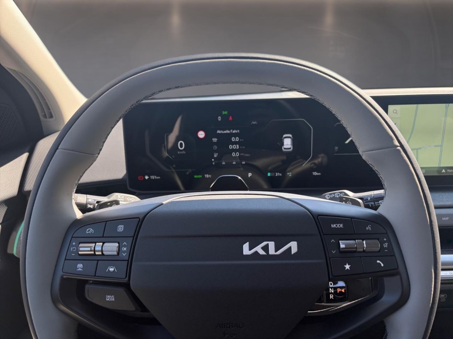 Fahrzeugabbildung Kia EV4 150 kW Earth 81 FWD EARTH UP TE WIC DWP Navi