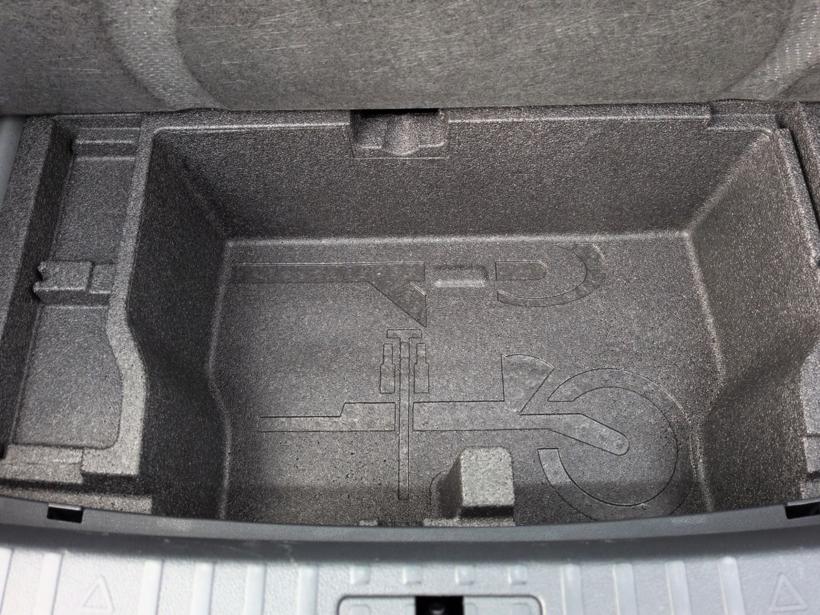 Octavia 1.5 TSI DSG Sportline KAMERA+NAVI+SHZ+