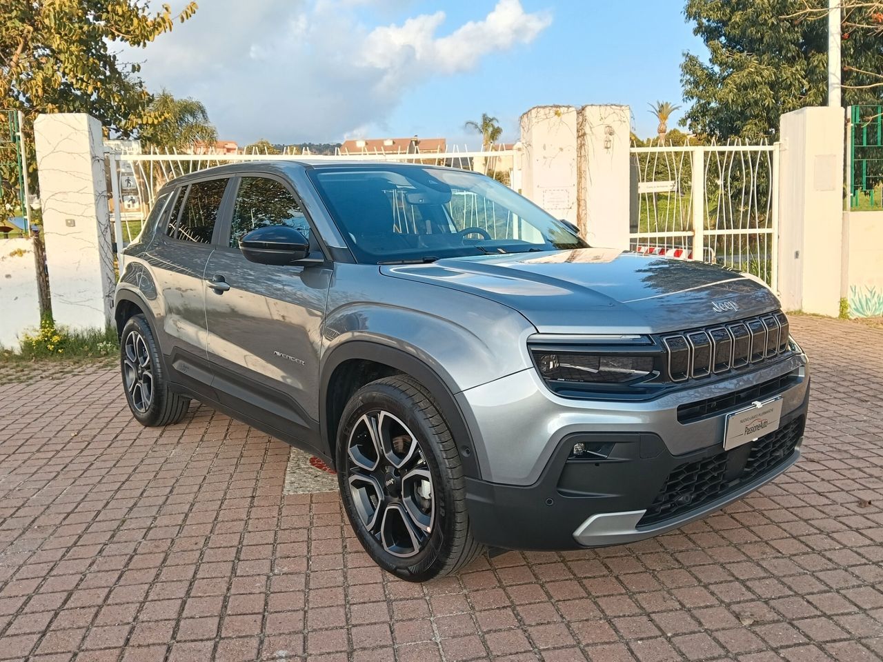 Other Jeep Avenger 1.2 Turbo 100 CV Summit 2025 imagem 3