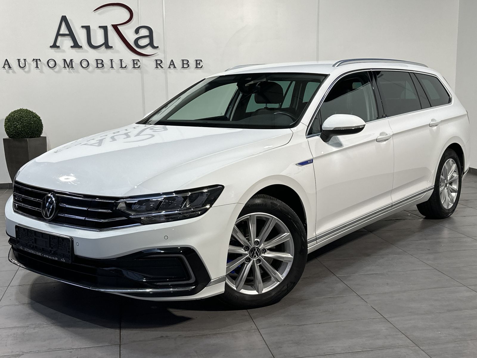 Fahrzeugabbildung Volkswagen Passat Variant DSG GTE Hybrid NAV+LED+AHK+VC+PP