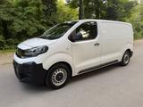 Opel Vivaro Kasten M L2 Automatik 1.Hand MwsT - Opel Vivaro: Kleinbus