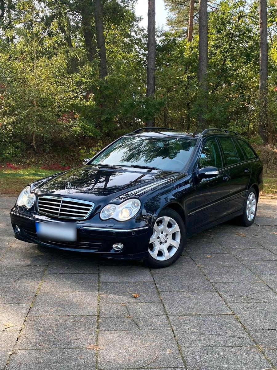 Mercedes-Benz C 220