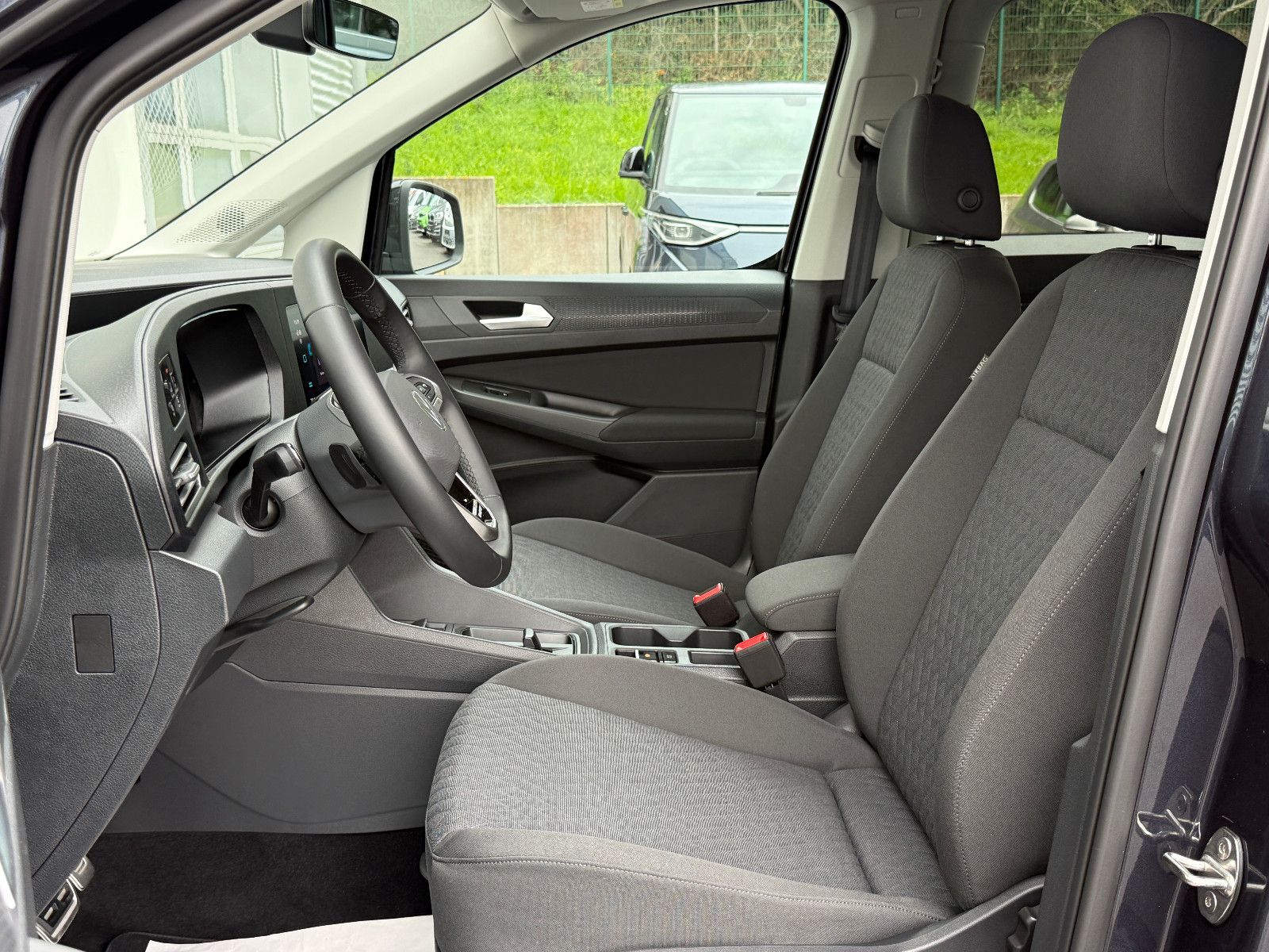 Fahrzeugabbildung Volkswagen Caddy Life "Energy" TSI eHybrid ACC Navi Kamera