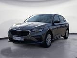 Skoda Scala 1.0 TSI Essence - Skoda Scala mit Benzin-Antrieb: Kombi, Schaltgetriebe