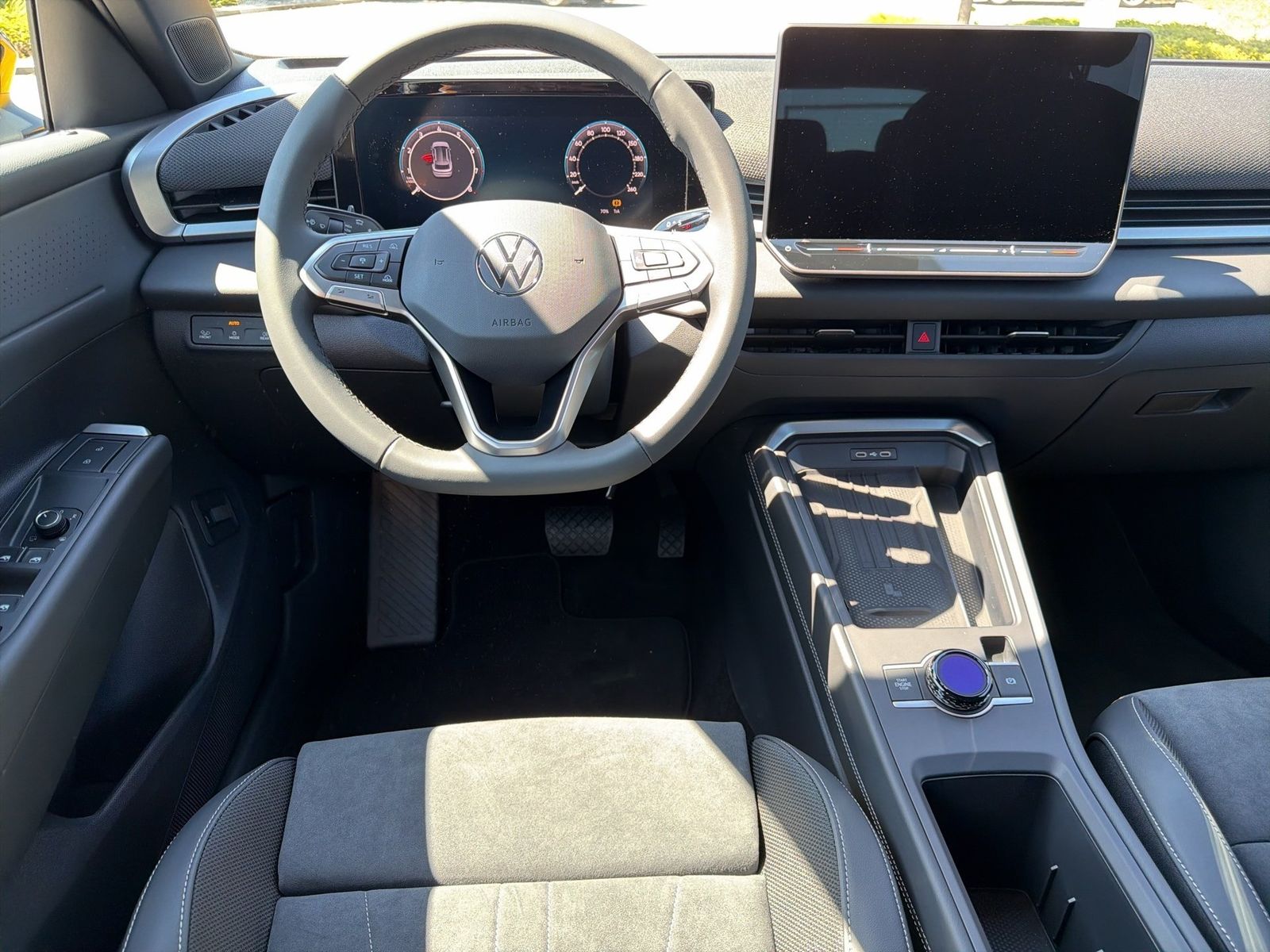 Volkswagen T-Roc - Bild 12
