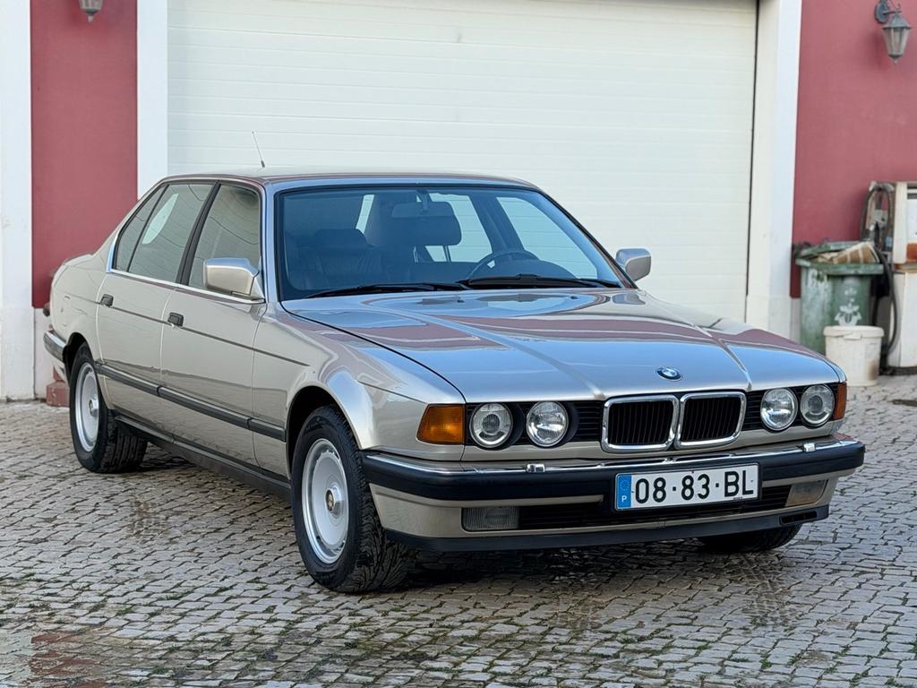BMW 750