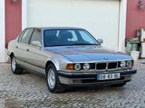 BMW 750iL V12 5.0 - BMW 750: 750il