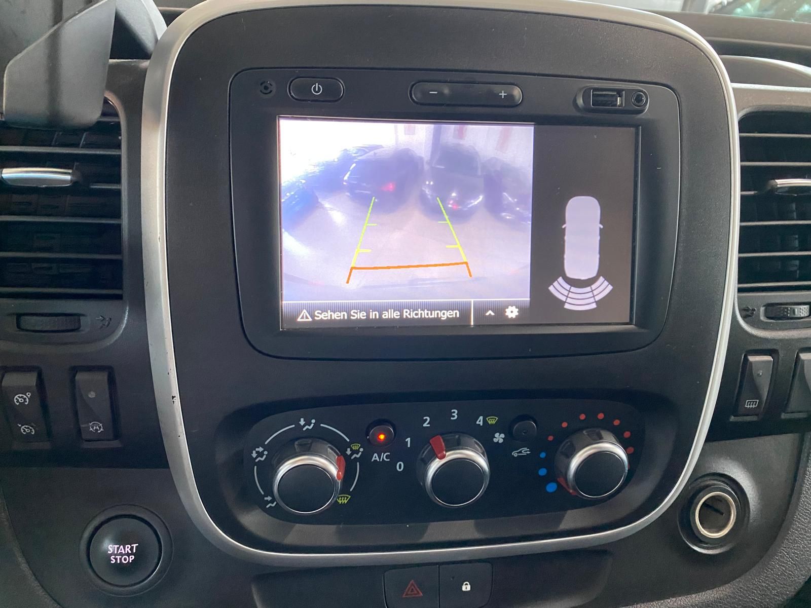 Fahrzeugabbildung Renault Trafic L1H1 2.0 dCi /Navi/Klima/2-Si/BOTT/SH/RFK