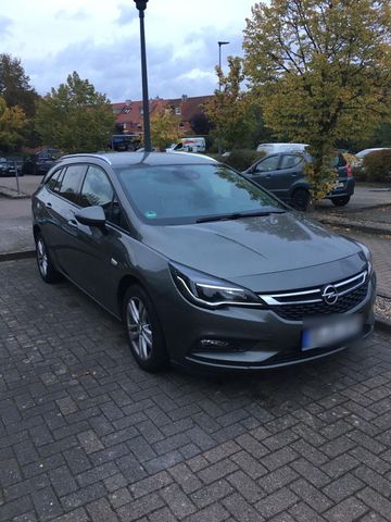 Opel Astra Sports Tourer zu verkaufen