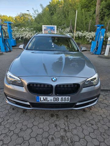 BMW BMW 530d 2015 X Drive Touring 3.0 liter To...