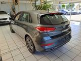 Hyundai i30 1.0 T-GDI Connect & Go LED GJR SHZ - Hyundai i30 Connect-&-Go mit Benzin-Antrieb