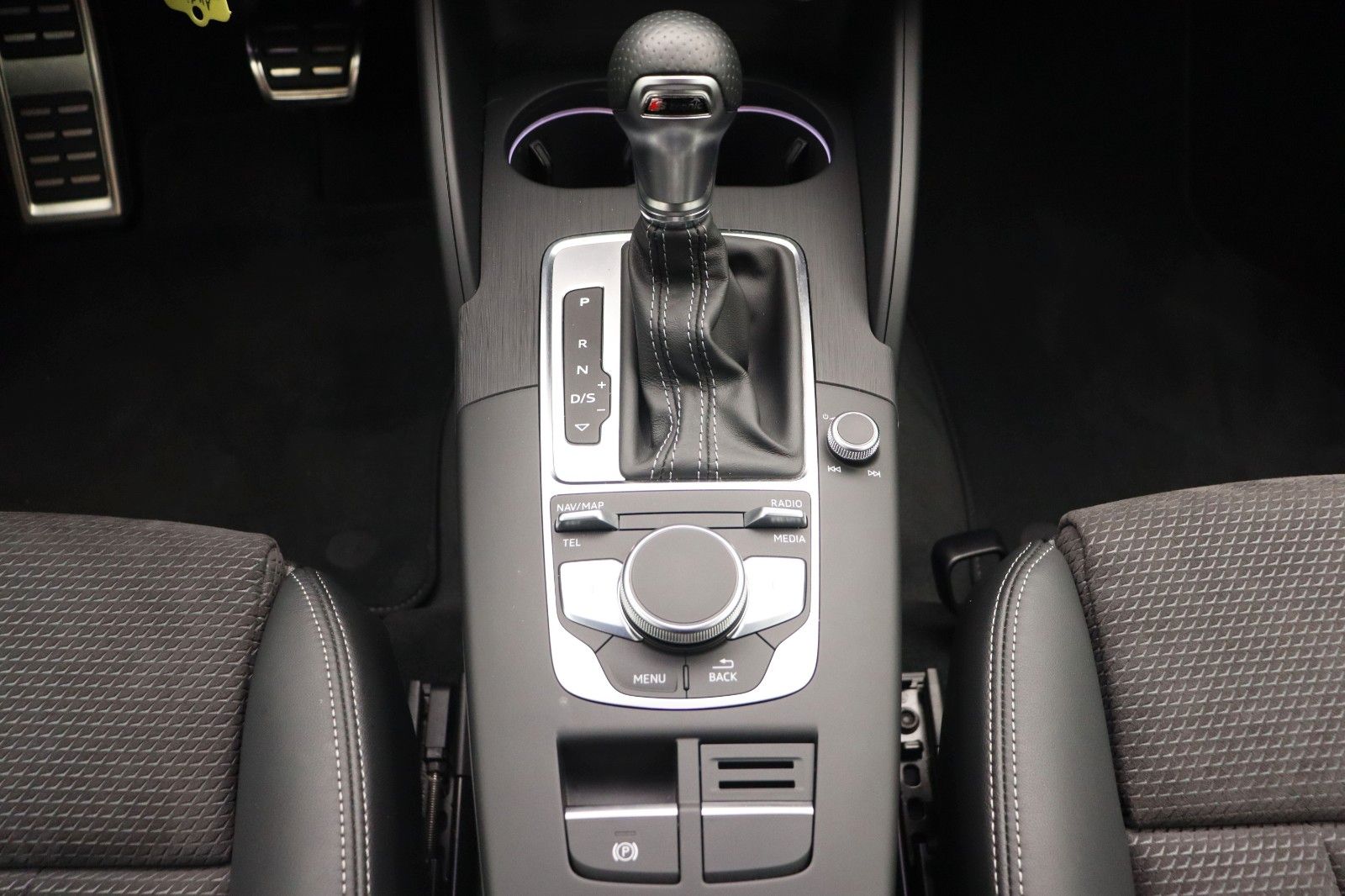 Fahrzeugabbildung Audi A3 Sportback 35 TFSI Sport S-Line
