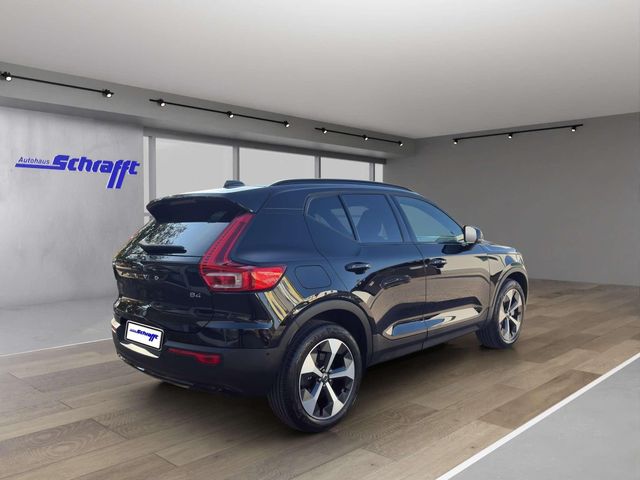 Volvo XC40 Plus Dark B4 Mild-Hybrid
