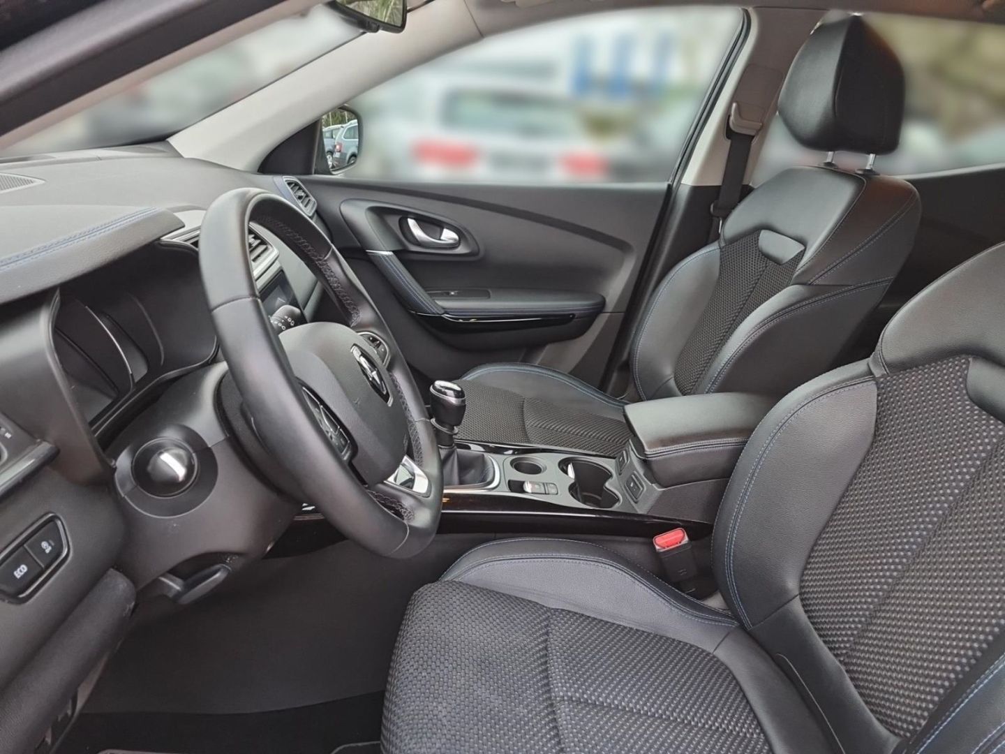 Fahrzeugabbildung Renault Kadjar LIMITED 1.4  ALLWETTER+NAVI+AHK