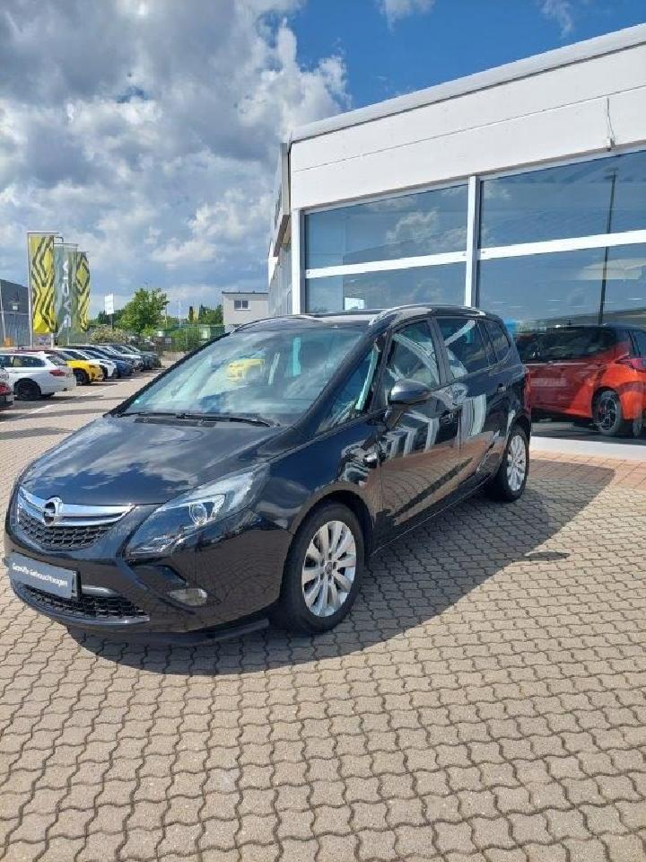 Opel Zafira C Tourer Style SZH, NAV, KAMERA, KLIMA