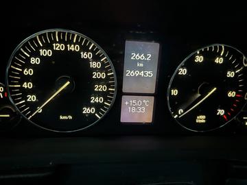 صورة 2 لـ 2004 Mercedes-BENZ C 180