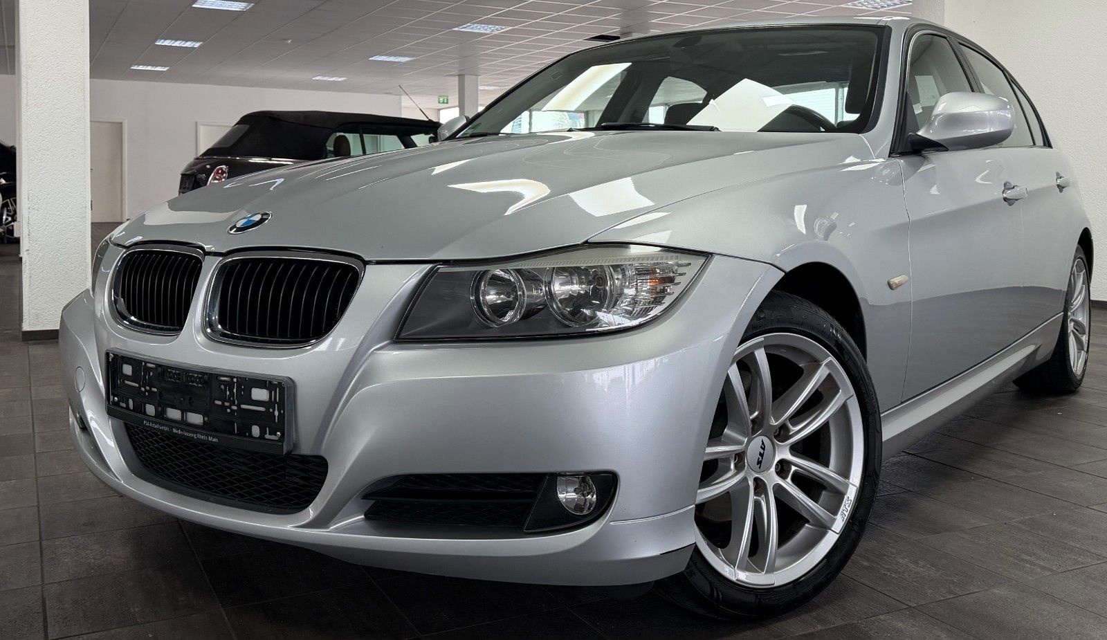 BMW 318 - 1