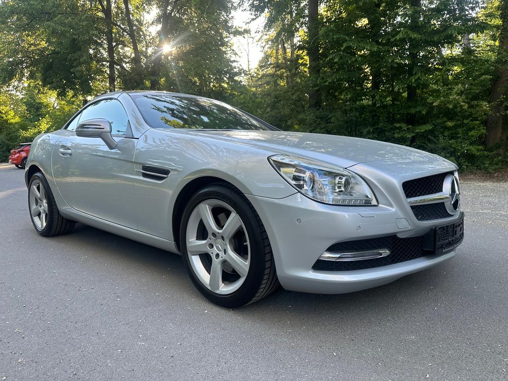 Mercedes-Benz SLK 300