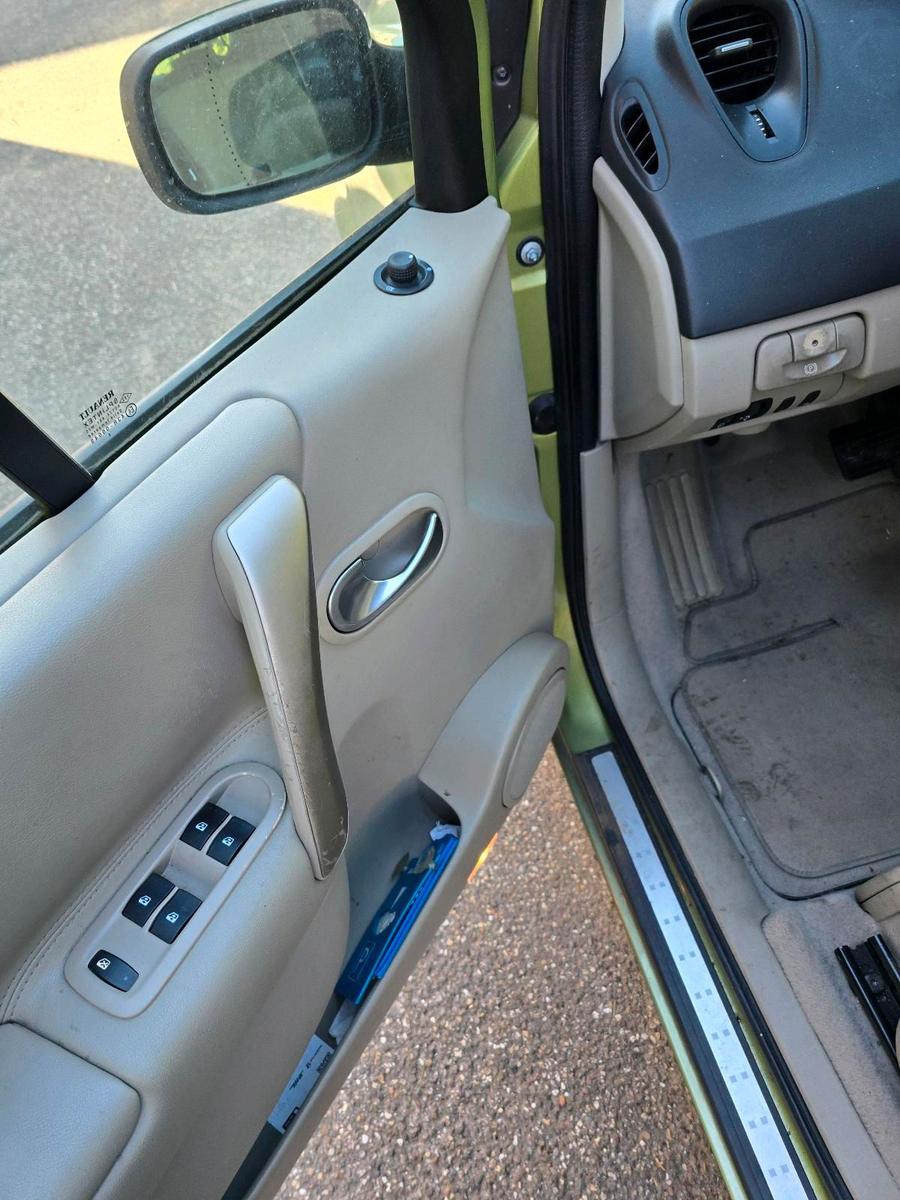 Renault Scenic 2006 — photo 13