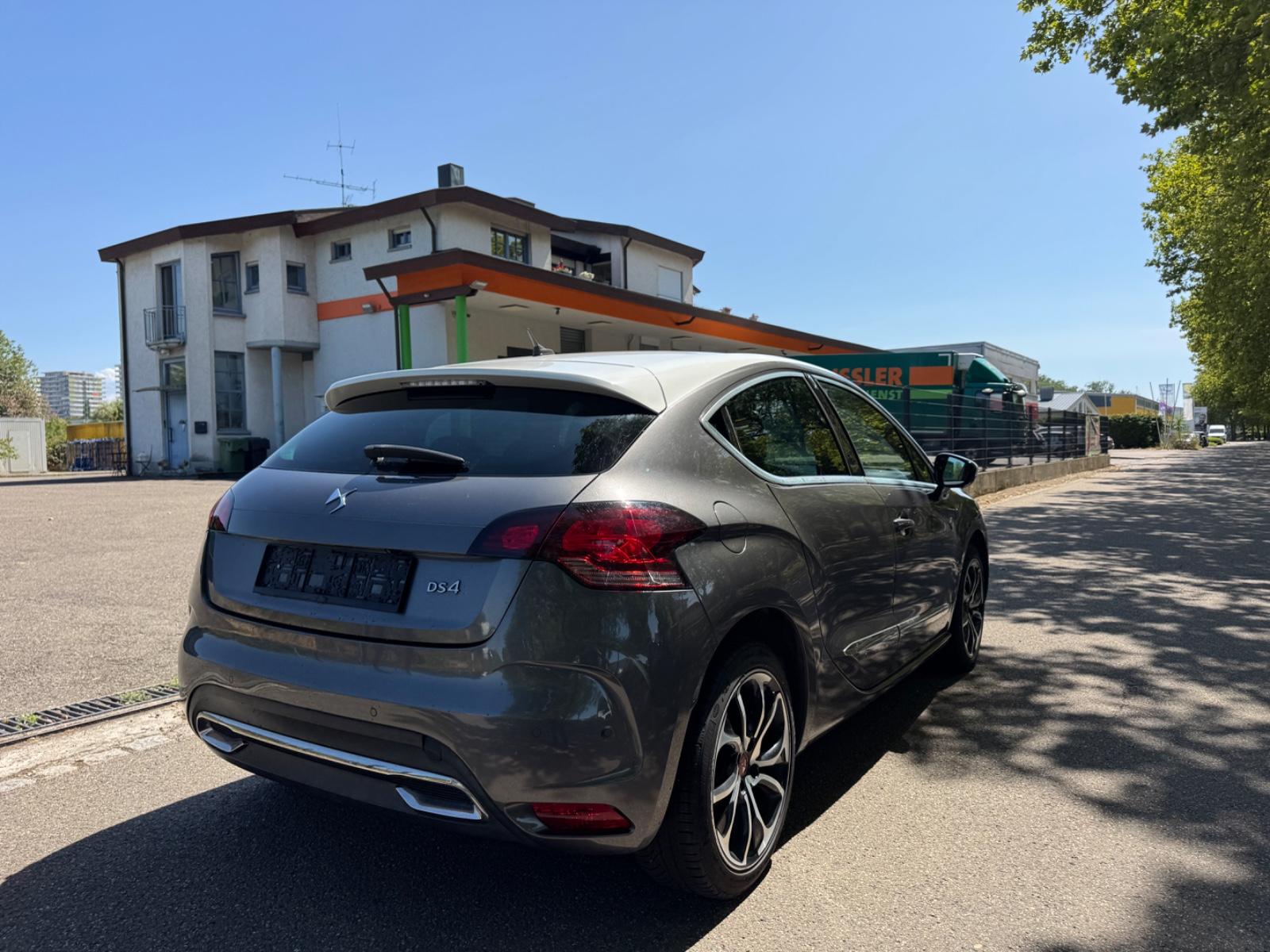 DS Automobiles DS4 DS 4 Performance Line