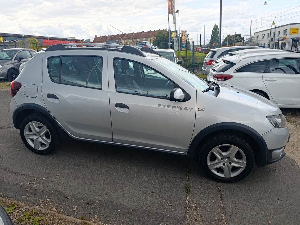 Dacia Sandero II Stepway Prestige*NAVI*BT*PDC*TPM*USB