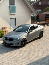 Mercedes-Benz Mercedes c350 AMG Line - Mercedes-Benz C 220 mit Benzin-Antrieb: Automatik