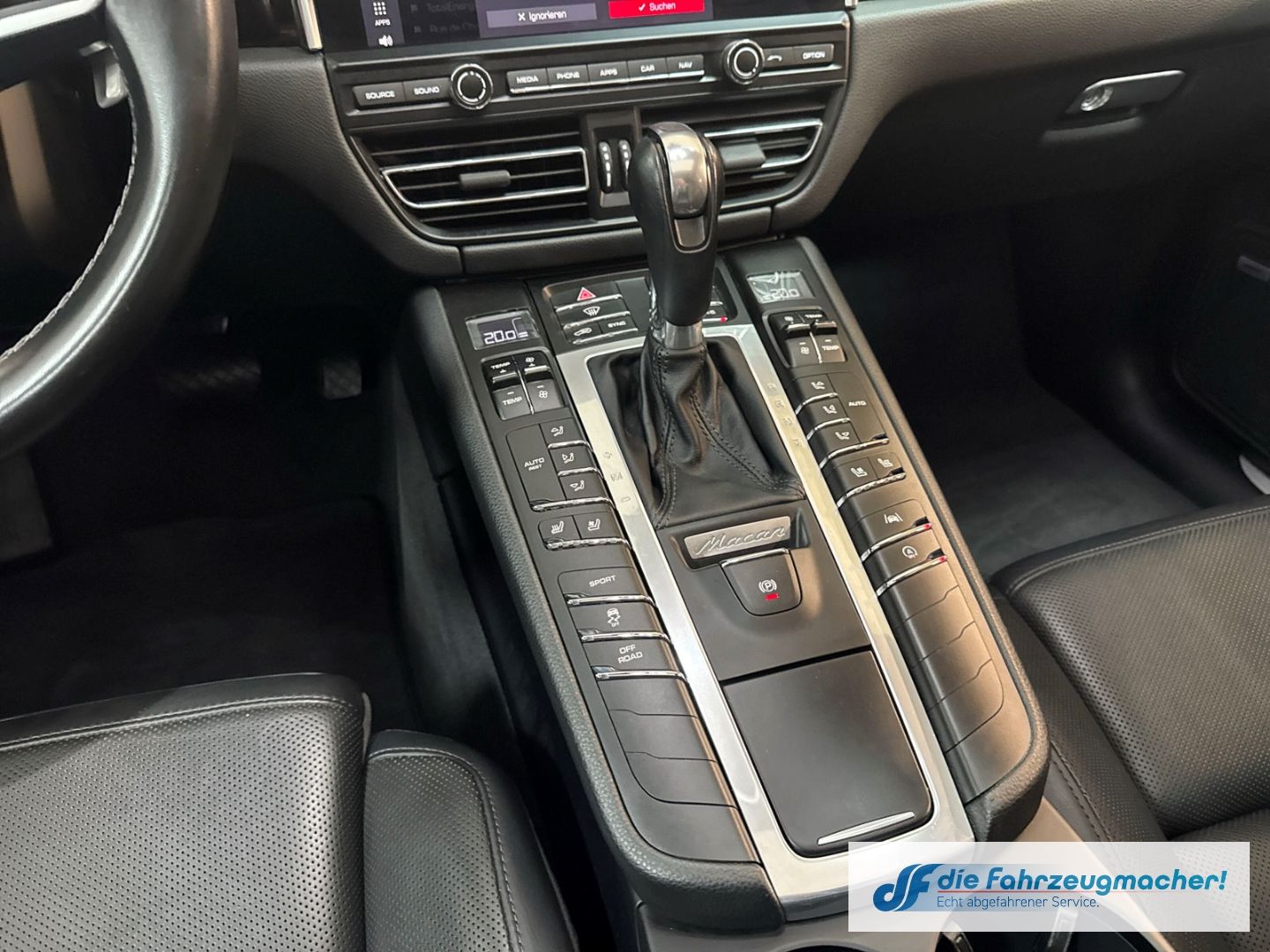Fahrzeugabbildung Porsche Macan S El. Panodach Navi Memory Sitze Soundsyst